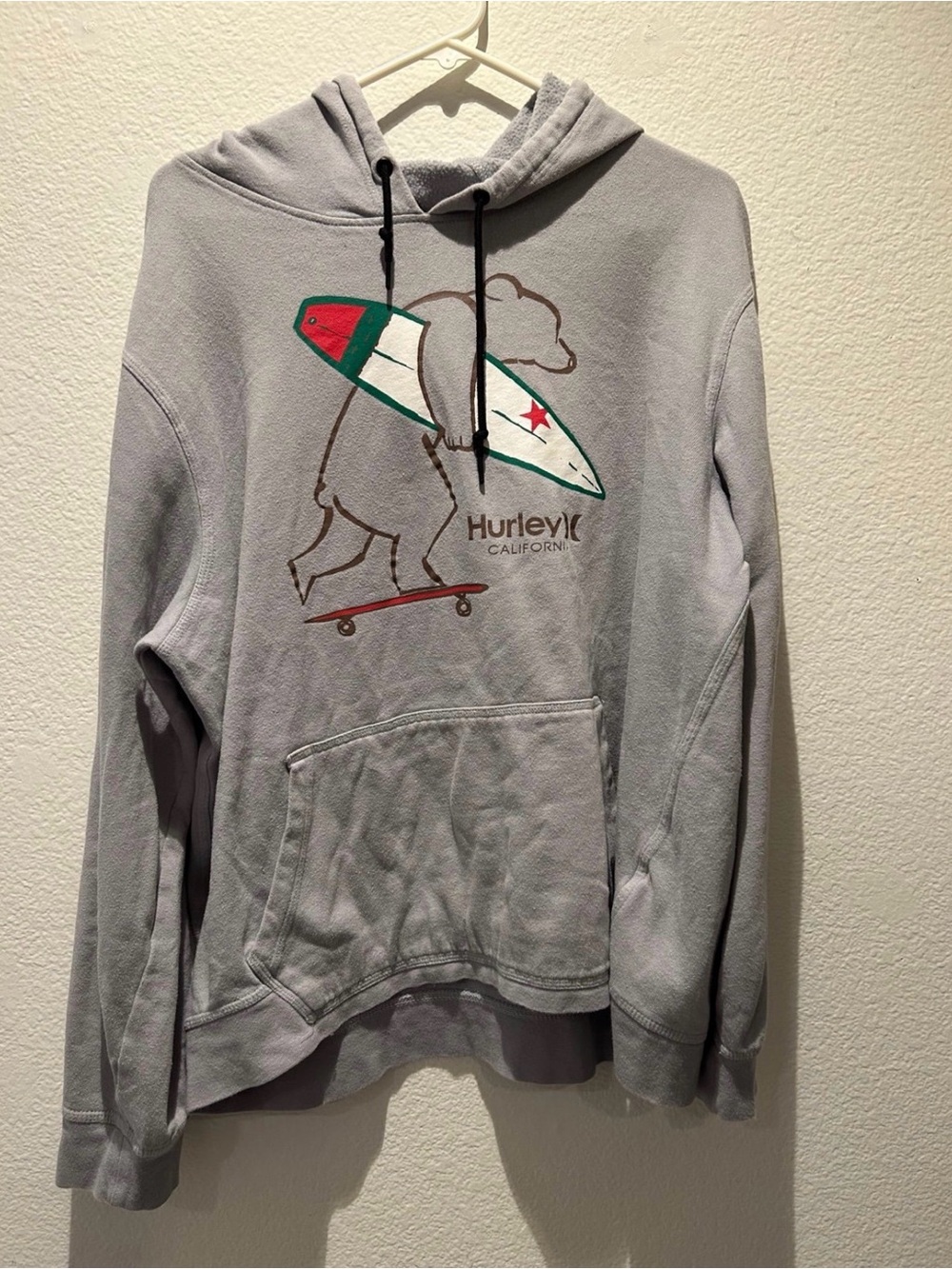 Hurley Gray Hoodie with California Surfer Skateboard Bear Graphic Size XL EUC